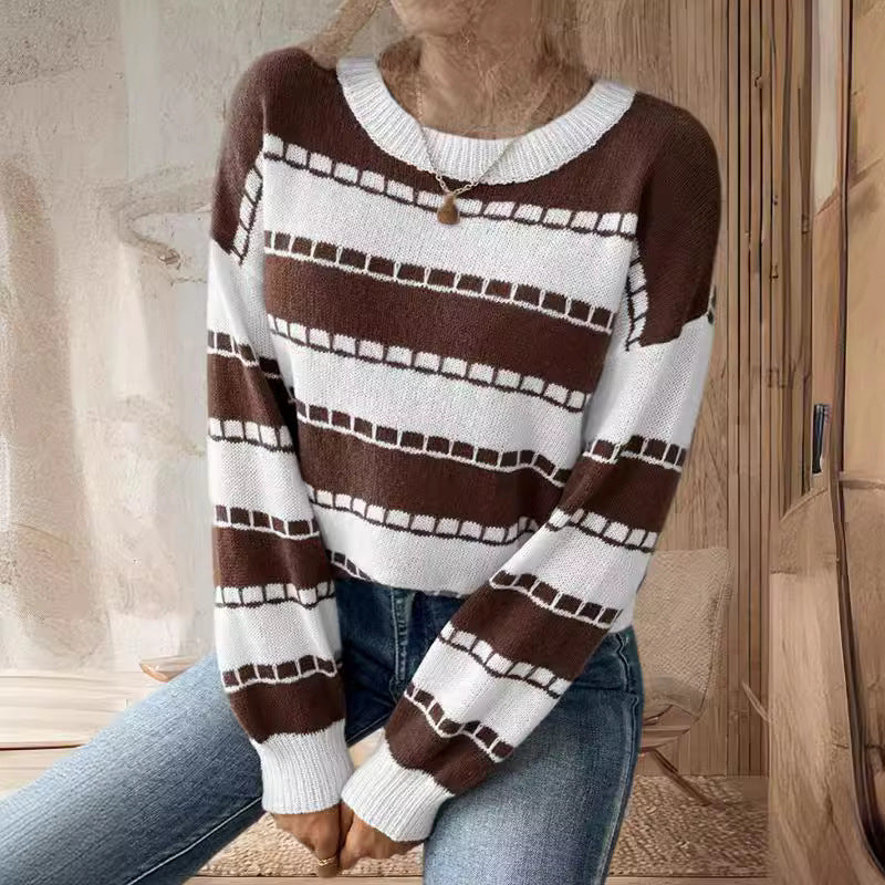 Pull décontracté rayé pour femmes avec une coupe confortable et des détails décoratifs Chic und Stil