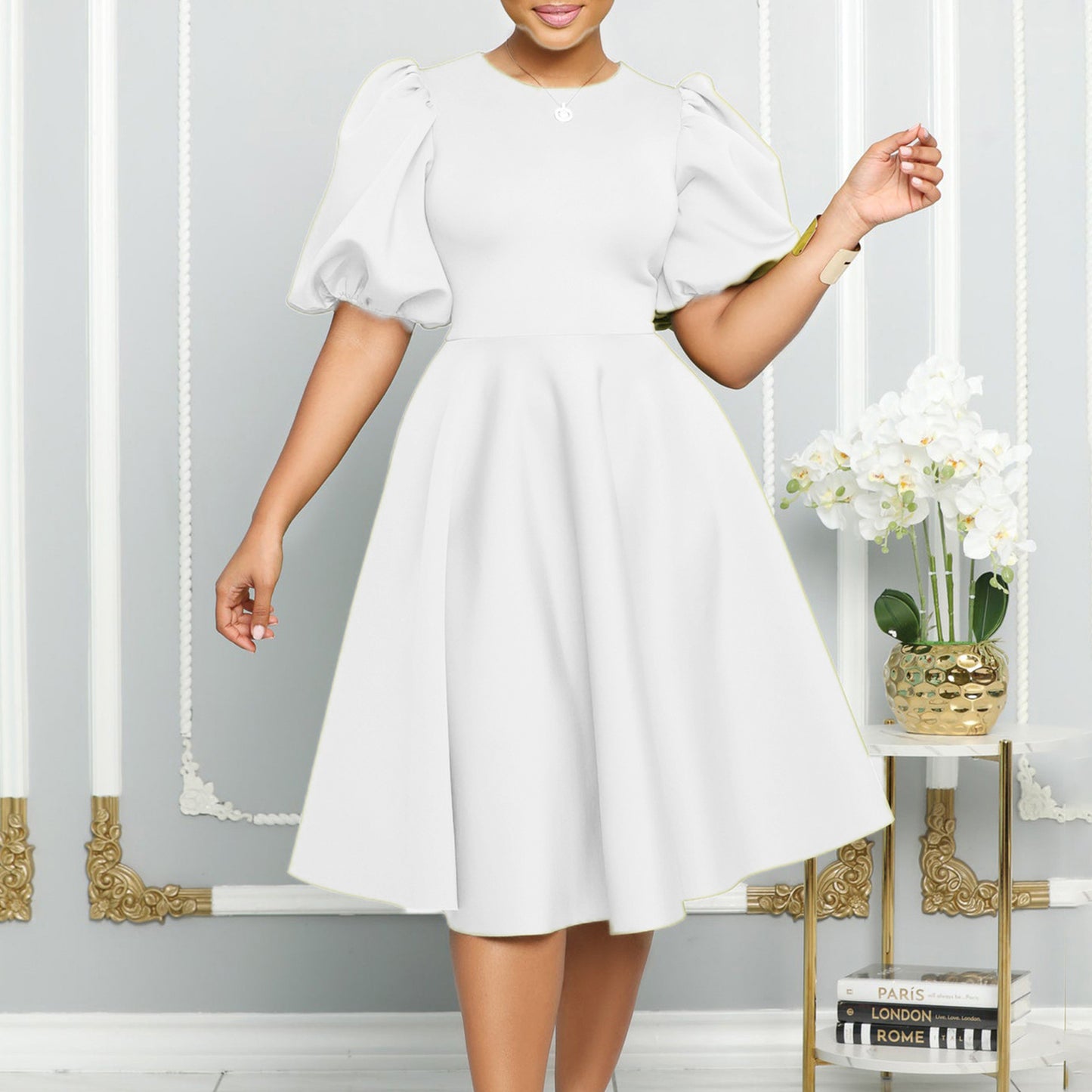 Robe skater pour femmes avec des manches volumineuses et une jupe évasée Chic und Stil