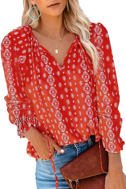 Blouse femme avec un motif léopard sophistiqué et un décolleté en V à la mode Chic und Stil