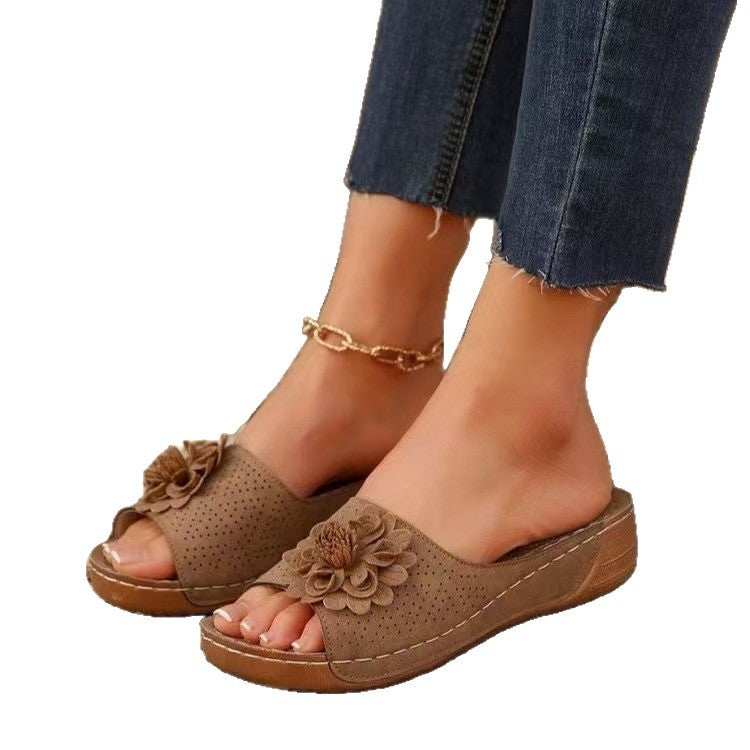 Sandales glissantes pour femmes ornées de fleurs Chic und Stil