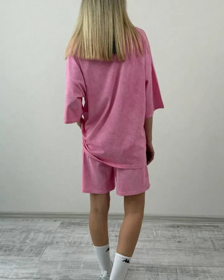 Dames ensemble décontracté à manches courtes en matériau doux avec shorts confortables Chic und Stil