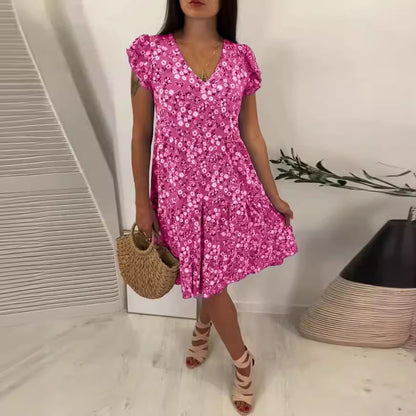 Robe de loisirs pour femmes avec design floral et décolleté en V Chic und Stil