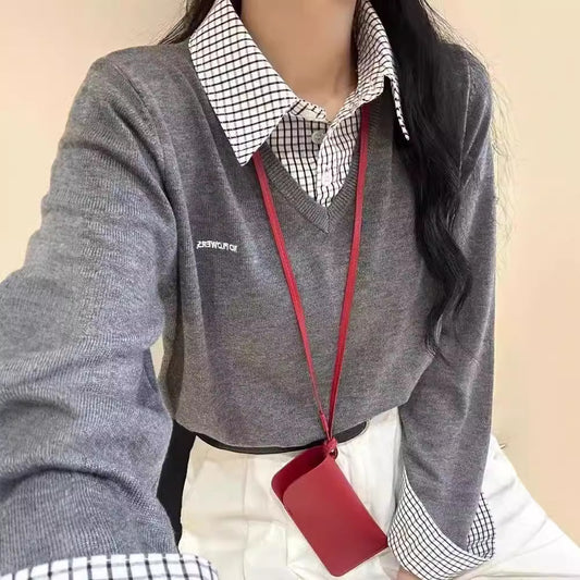 Pull V décontracté pour dames avec col chemise et design original Chic und Stil