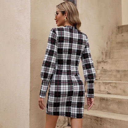 Robe à carreaux ajustée pour femmes avec manches longues et ceinture à la taille Chic und Stil