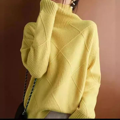 Pull oversized pour femmes avec col montant et design structuré Chic und Stil