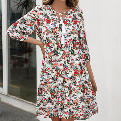 Robes fleuries légères pour femmes avec détails en volants et lien Chic und Stil