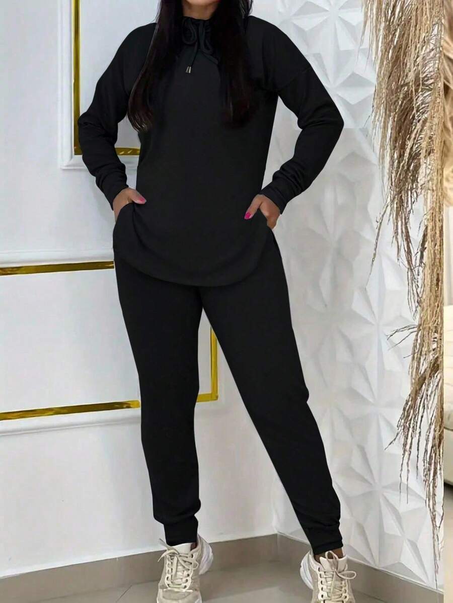 Women's sporty leisure set with hoodie and comfortable jogging pants Chic and Style