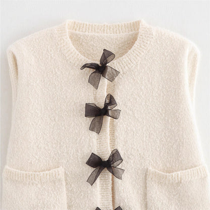 Dames Boucle-Jacket avec des élégants nœuds et des franges Chic und Stil