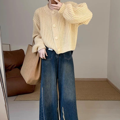 Dames gros tricot cardigan avec gros boutons et coupe décontractée Chic und Stil