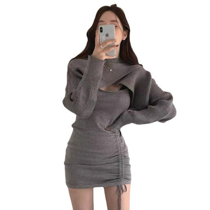Robe en tricot pour femmes avec l'apparence d'un pull oversized et détails - Chic und Stil