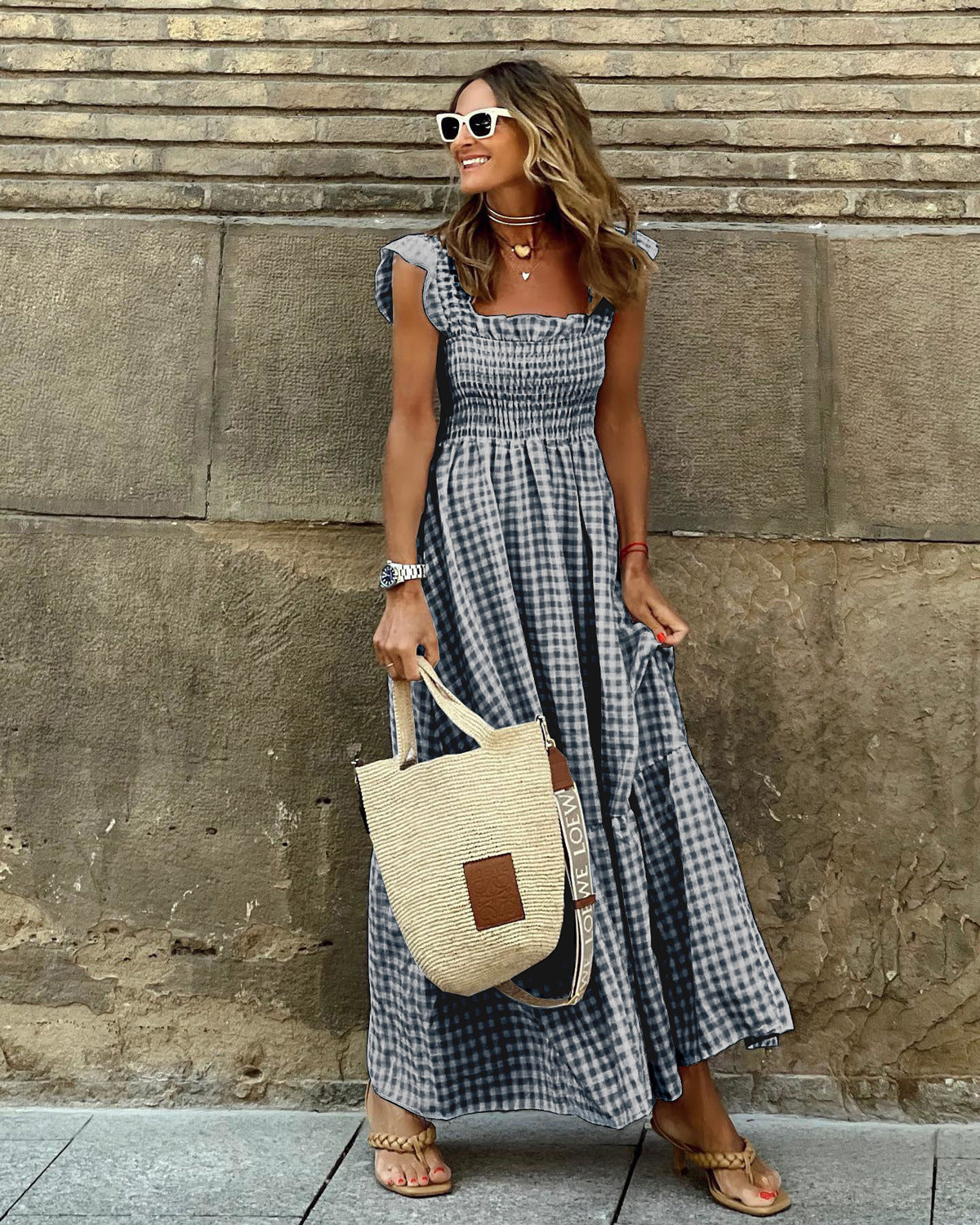 Robe maxi à carreaux pour femmes avec ourlets en volants Chic und Stil