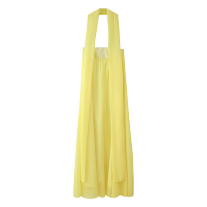 Robe maxi pour femmes avec un col halter innovant et une coupe fluide Chic und Stil