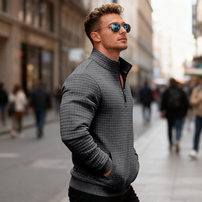 Men's fleece pullover with high collar and practical zipper Chic and style