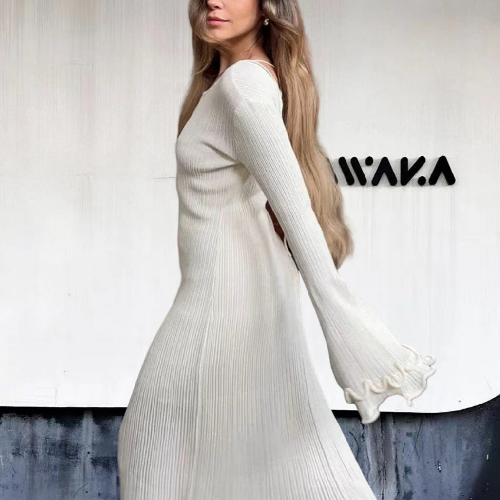 Dames Robe Maxi Élégante avec un Design en Rib Raffiné et des Manches Frangées Chic und Stil