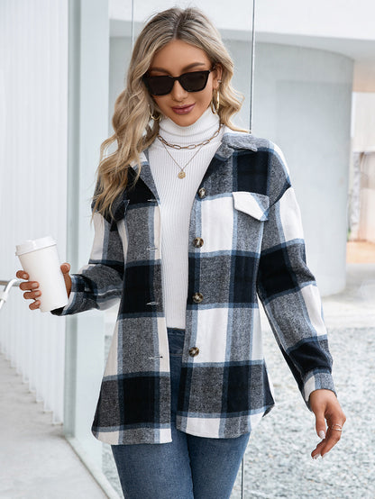 Chemise à carreaux pour femmes avec poches et coupe tendance Chic und Stil