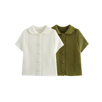 Pour femmes haut à manches courtes avec détails de boutons et ensemble de shorts assorti Chic und Stil