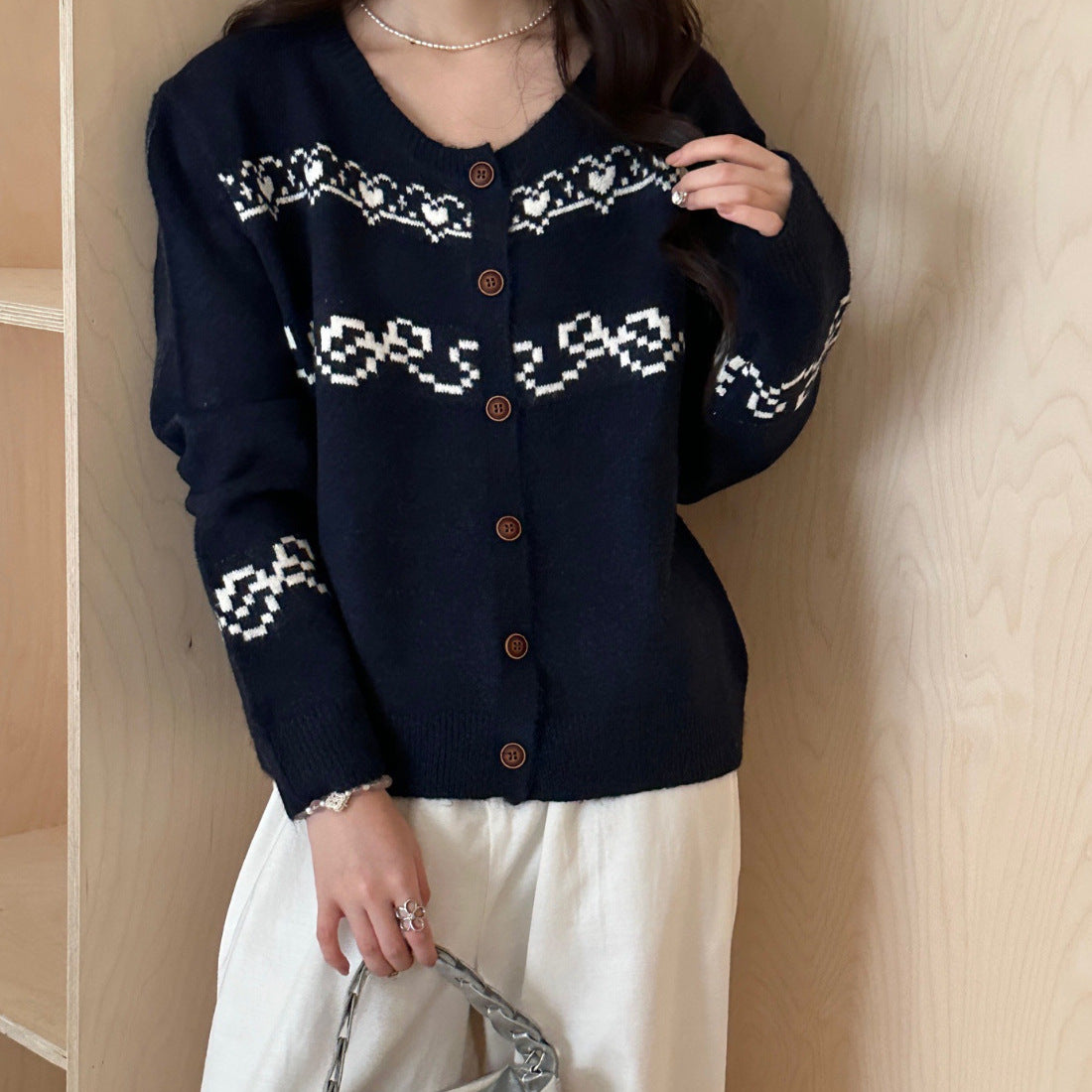 Dames Cardigan en tricot douillet avec motif unique Chic und Stil