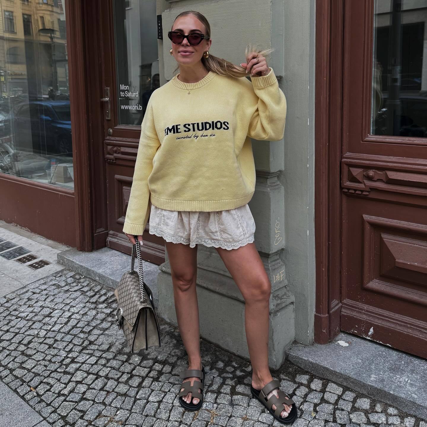 Dames Pull Oversized avec inscription créative Chic und Stil