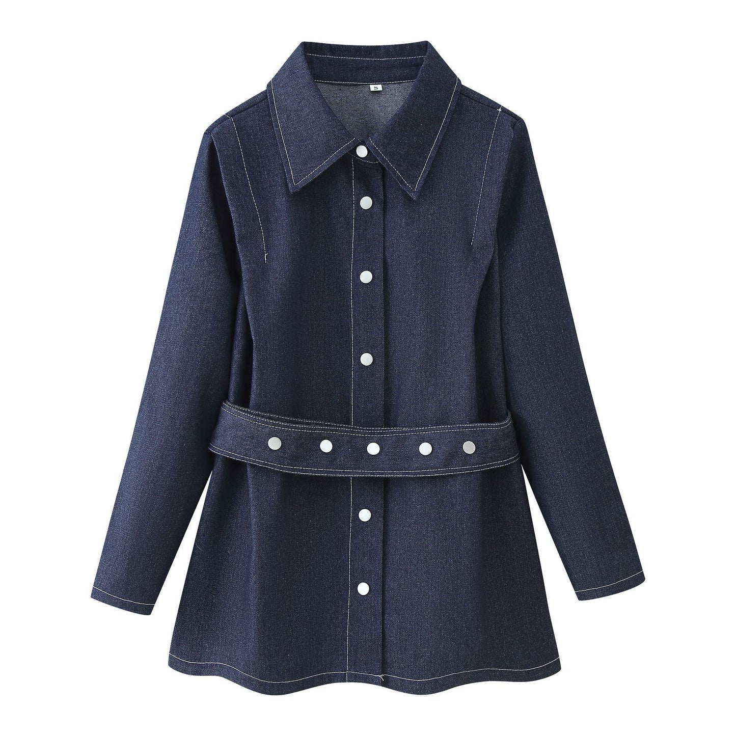 Chemisier en denim pour femmes avec boutons cintrés et coupe tendance Chic und Stil