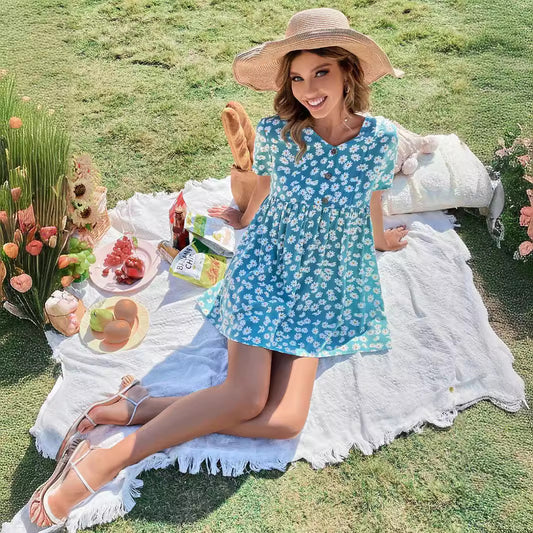 Robe à fleurs pour femmes avec détails de boutons et coupe décontractée Chic und Stil