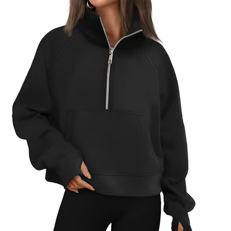 Casual women's pullover with short zipper and kangaroo pocket Chic and Style