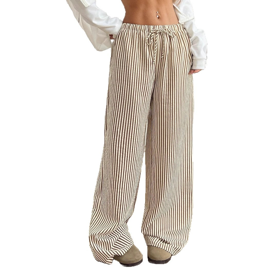 Striped casual pants for women with a loose fit and an elastic waistband Chic und Stil