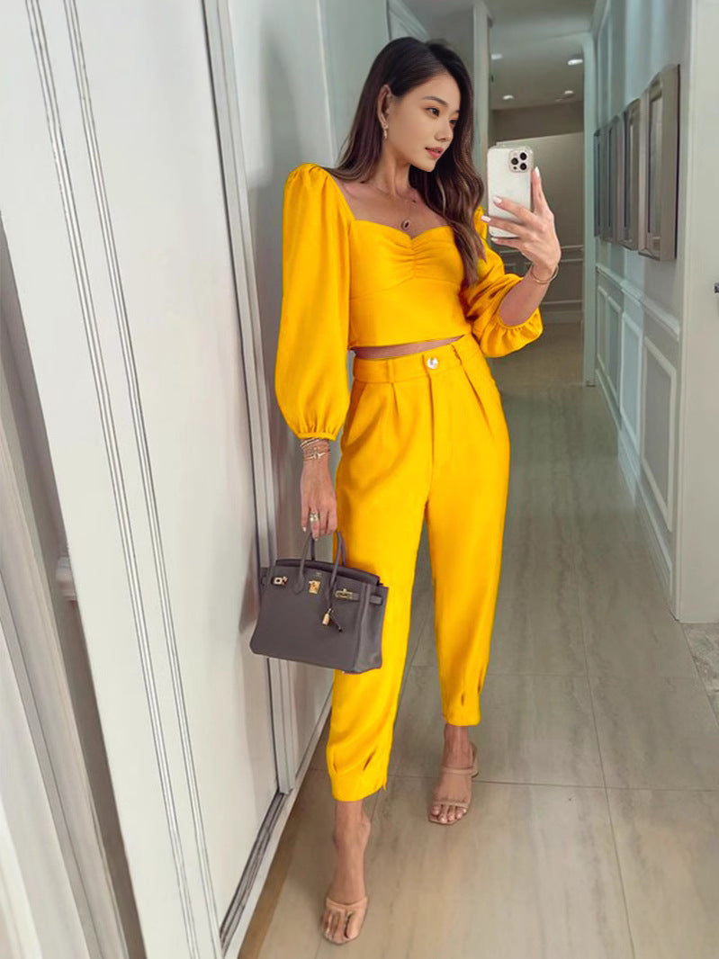 Women Elegant High-End with Balloon Sleeves and High-Waisted Pants Chic and Style