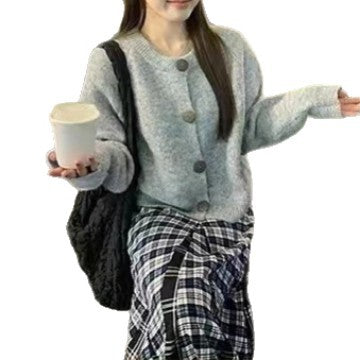 Dames cardigan confortable avec de gros boutons et un col montant Chic und Stil