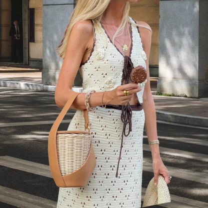 Robe en crochet pour dames avec des fentes aérées et des détails élégants Chic und Stil