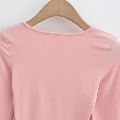 Chemise à manches longues pour femmes avec une coupe moderne et un ourlet arrondi Chic und Stil