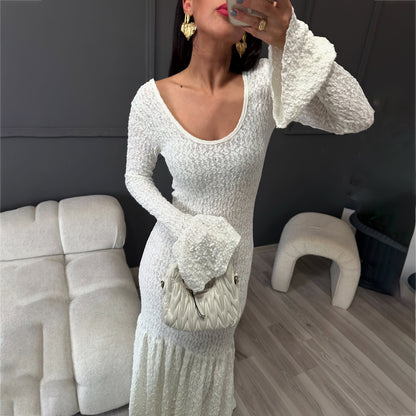 Robe maxi pour femmes avec un ourlet froncé raffiné et un design en tricot tendance Chic und Stil