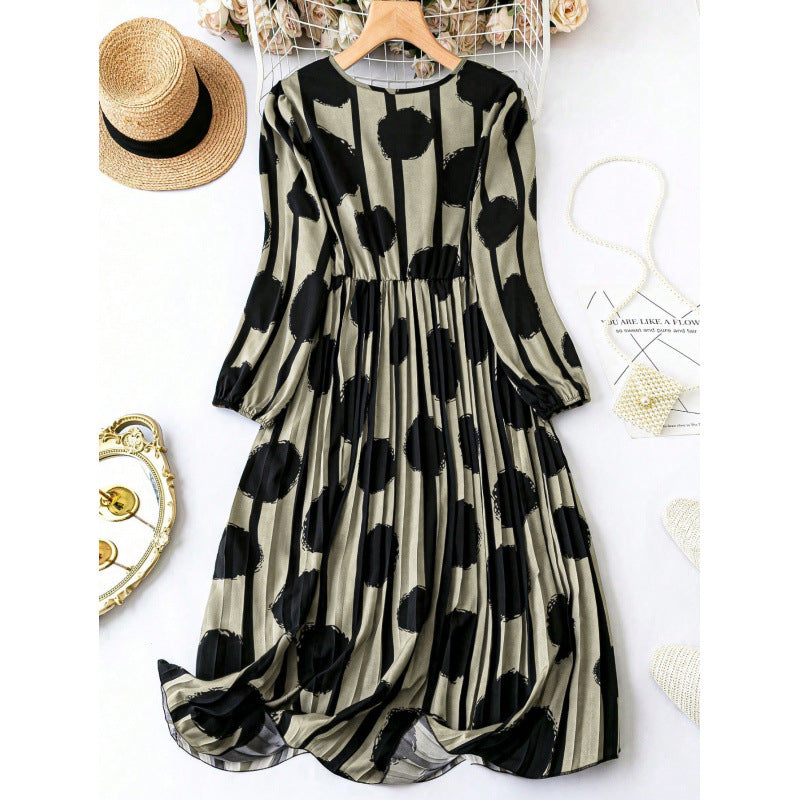 Robe maxi pour femmes avec design à pois à rayures et manches bouffantes Chic und Stil