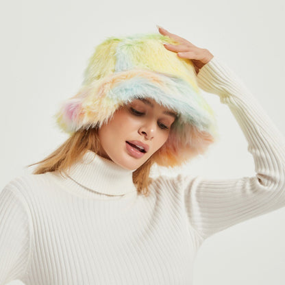 Chapeau en fausse fourrure tendance pour femmes avec dégradé de couleurs Chic und Stil