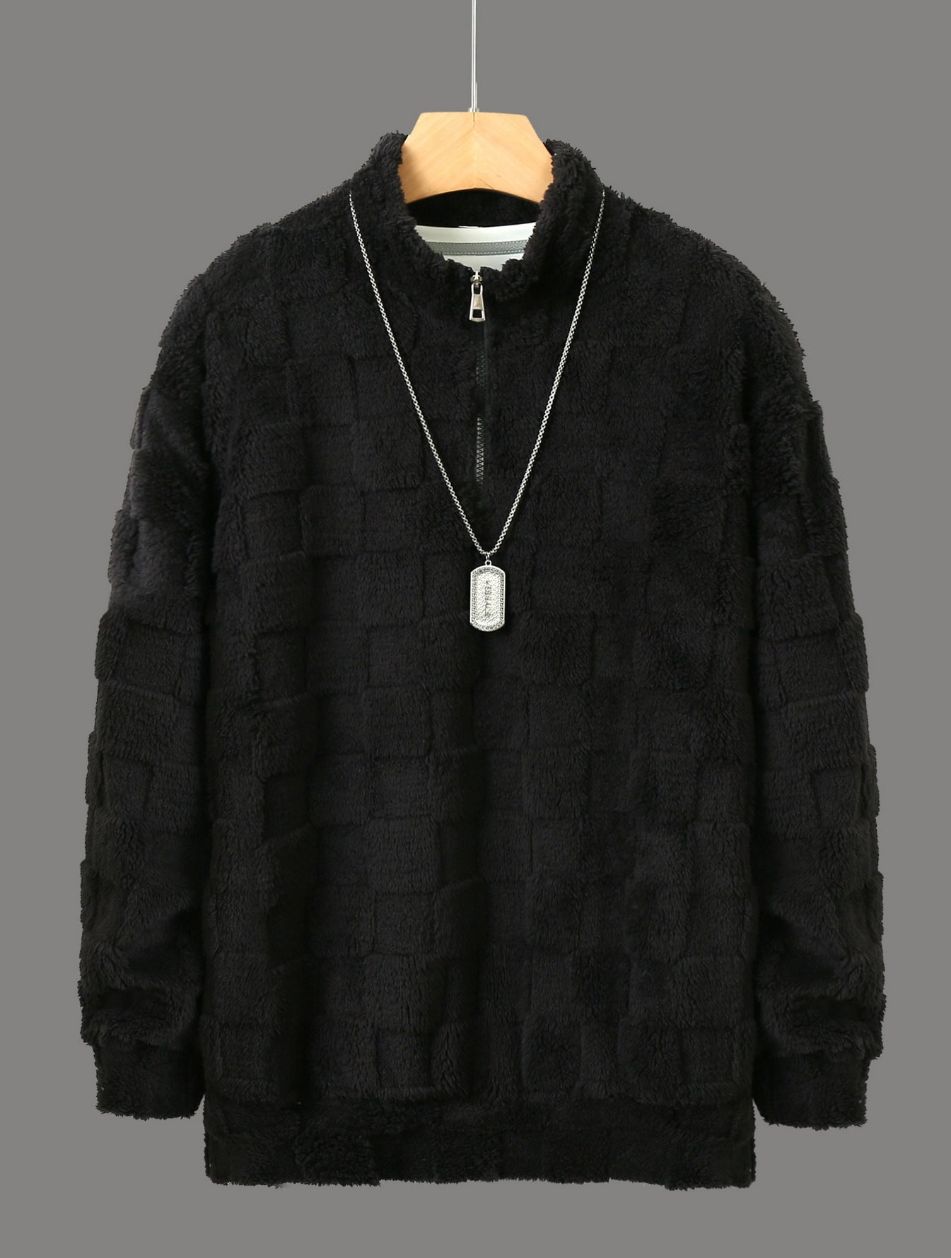 Comfortable fleece pullover for men with a high collar and zipper Chic und Stil