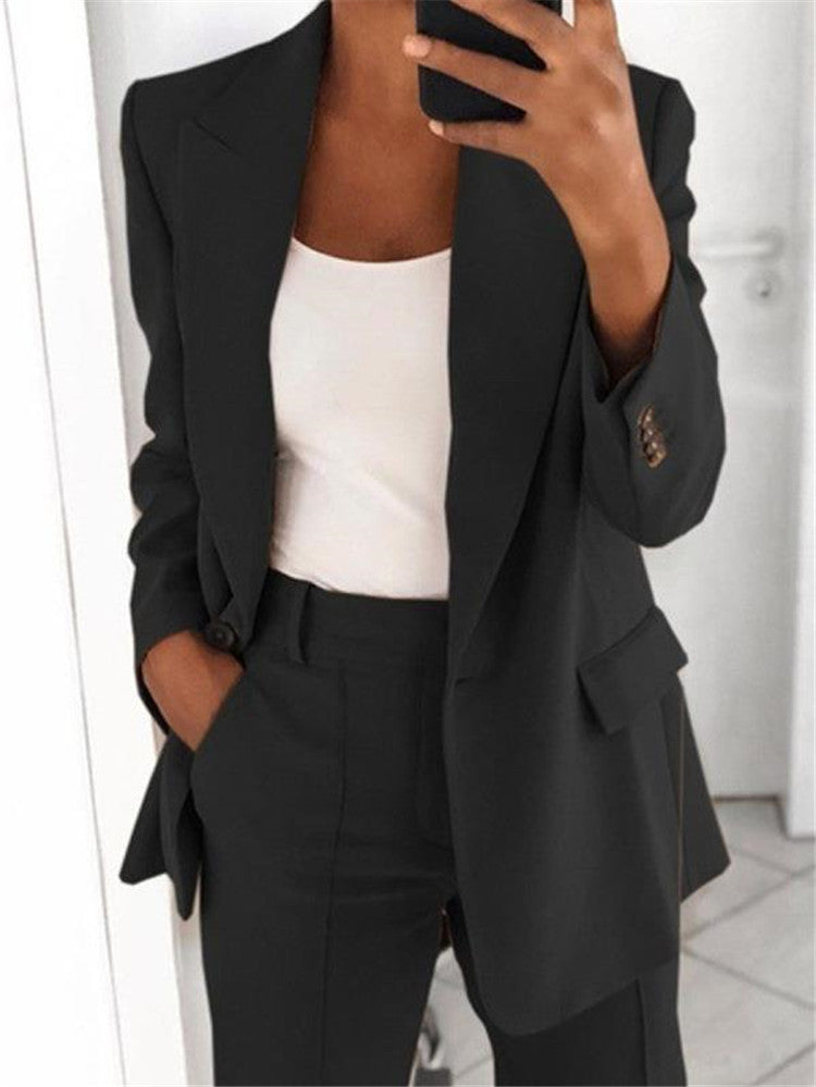 Dames Blazer élégant avec coupe cintrée et poches pratiques Chic und Stil