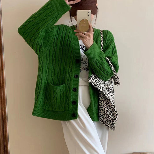 Dames gilet en gros tricot avec motif en trèfle et poches pratiques Chic und Stil