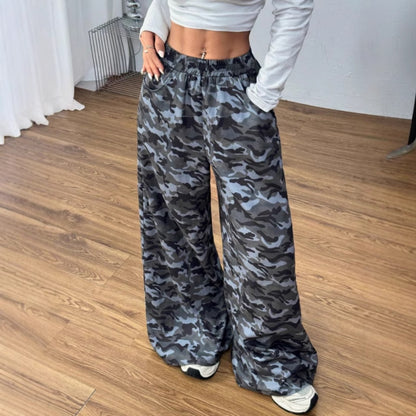 Pantalon camouflage ample pour femmes en matériau respirant Chic und Stil