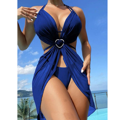 Maillot de bain pour femmes avec un élégant châle en chiffon et une accent cœur Chic und Stil
