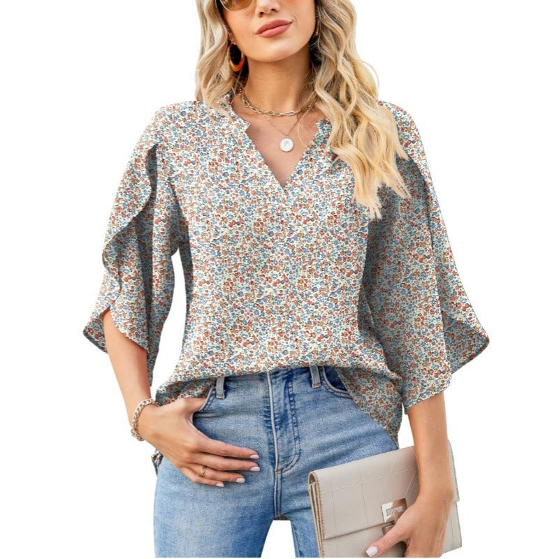 Blouse à col en V à imprimé floral Chic und Stil