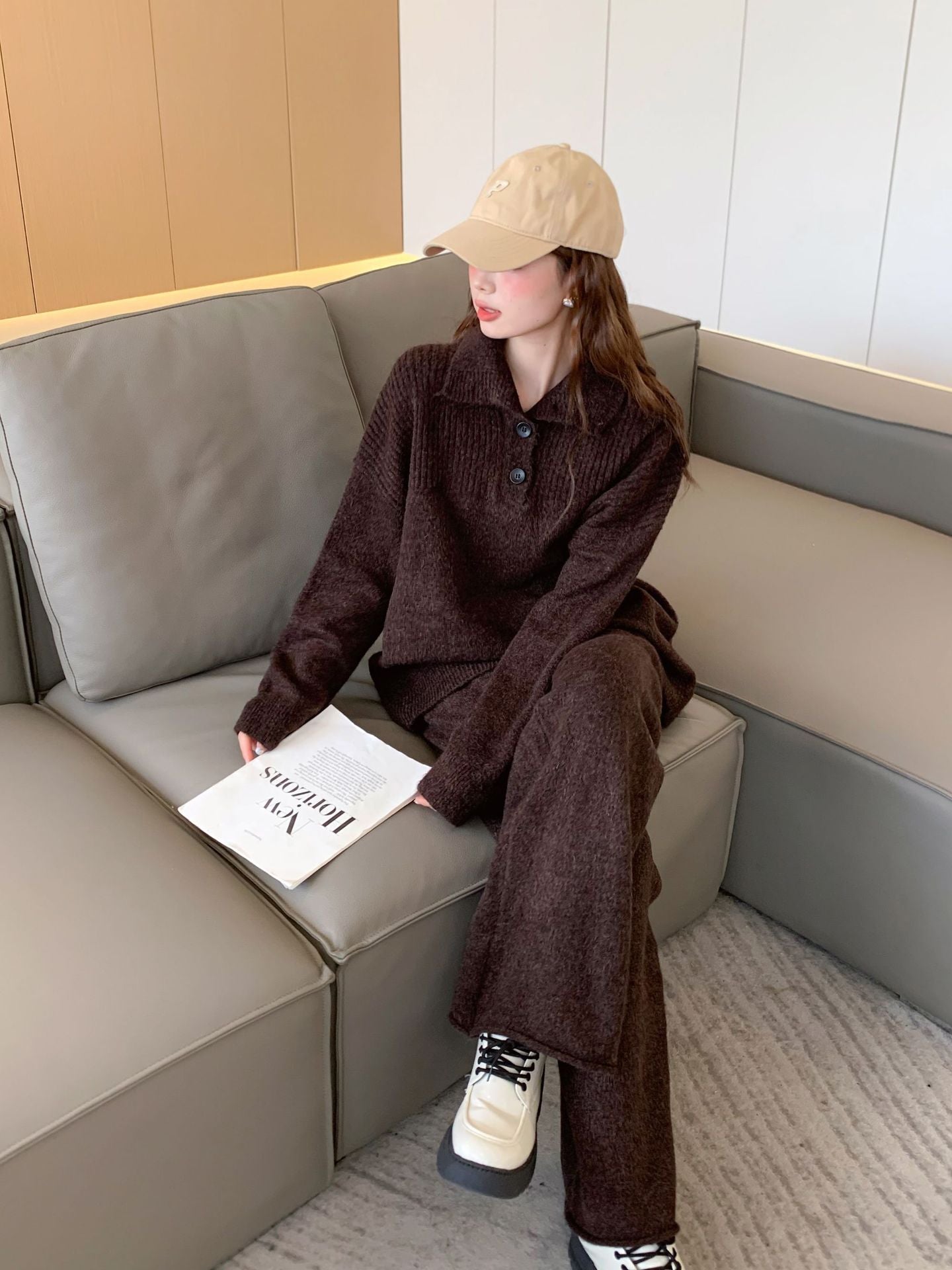 Pull en tricot confortable pour femmes avec col montant et détails de boutons Chic und Stil