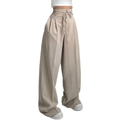 Loose chino pants for women with fitted belt Chic and Style