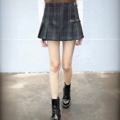 Pull tricoté pour femmes avec col et détails en volants Chic & Stil