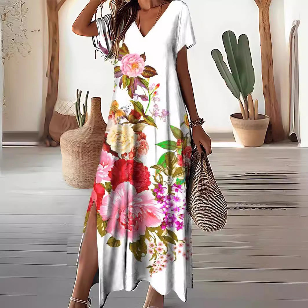 Robe maxi femme avec un motif floral élégant et des fentes latérales Chic und Stil