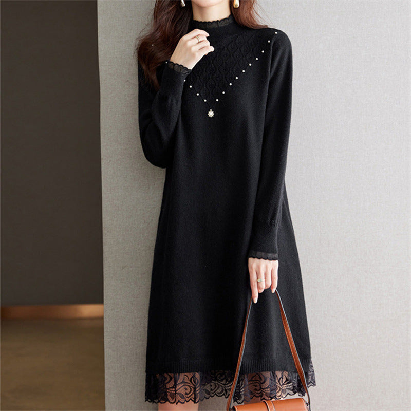 Robe en tricot pour dames avec col montant et finition en dentelle Chic und Stil