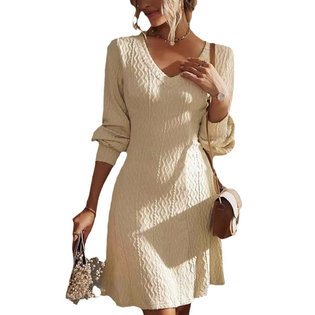 Robe portefeuille pour femmes avec motif structuré et décolleté en V Chic und Stil