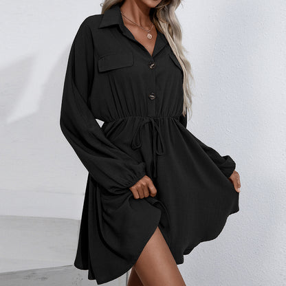 Robe-shirt décontractée pour femmes avec détails de boutons et lien à la taille élastique Chic und Stil