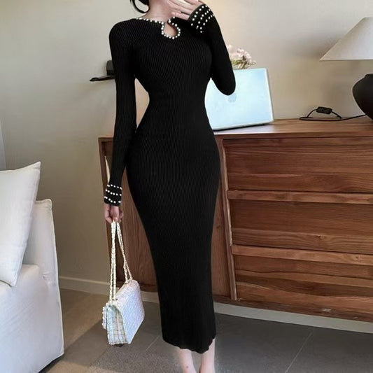 Robe maxi tricot pour femmes avec détail d'yeux de clé et ornements en perles Chic und Stil