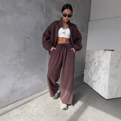 Casual polar tracksuit set for women with wide pants and oversized jacket Chic and Style
