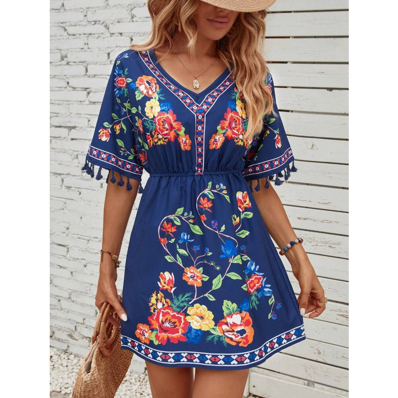 Robe de loisirs pour femmes avec un design floral et des manches à franges Chic und Stil