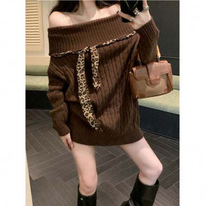 Pull en grosses mailles pour femmes avec épaule dénudée et accent de nœud ludique Chic und Stil